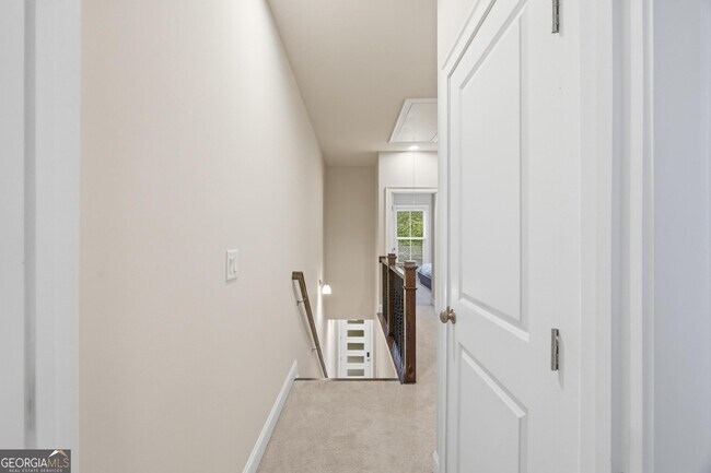 Building Photo - 4245 Deming Cir