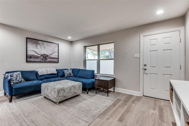 Building Photo - 14027 Brookgreen Dr