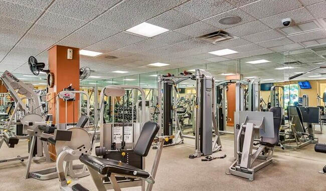 Building Photo - Luxury Mid-Rise | Guard Gated | Underground Garage Area | Resort Style Amenities