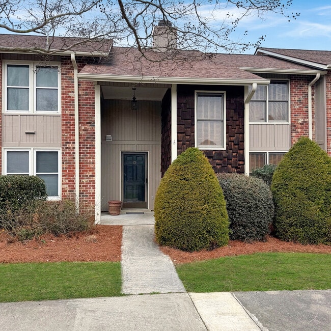 Building Photo - 1849 Quail Ridge Rd