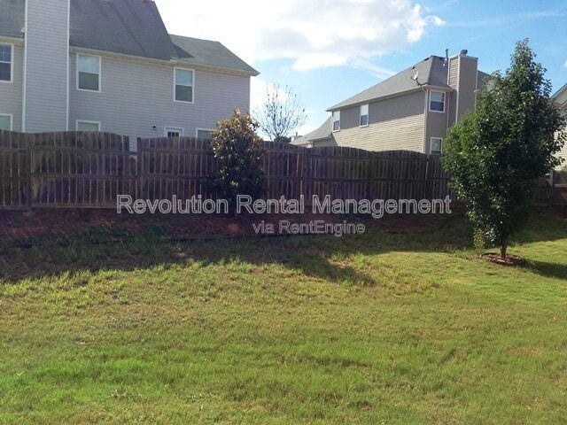 Building Photo - 380 Othello Dr