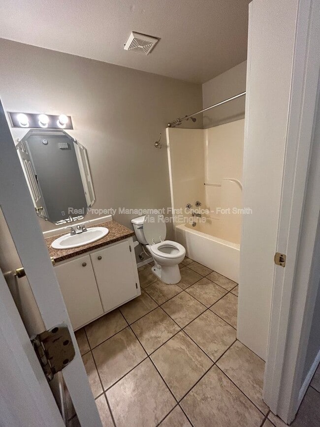 Building Photo - 230 W Gary St