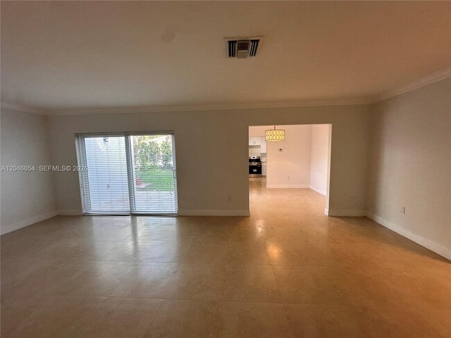 Building Photo - Cotorro Avenue, Coral Gables, FL 33146 - 3 BR 2 BA single-family home