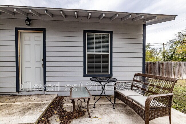 Building Photo - 1317 W French Pl