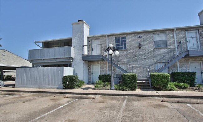 Building Photo - 8787 Brae Acres Rd