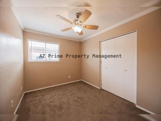 Building Photo - 922 S Acapulco Ln
