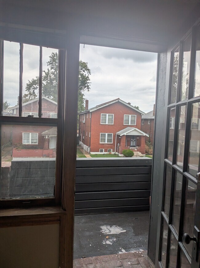 Building Photo - 4825 Farlin Ave