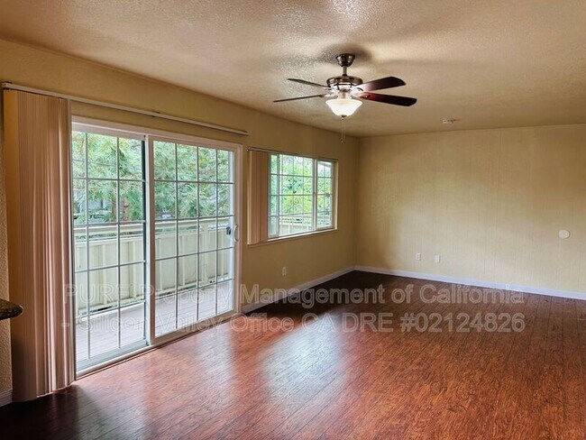 Building Photo - 4658 W Campbell Ave