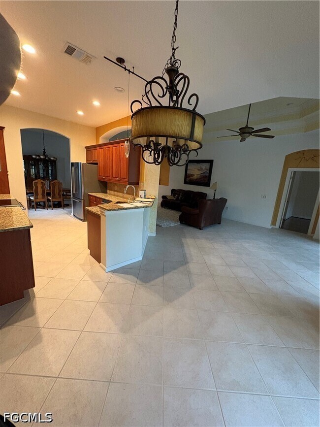 Building Photo - 14582 Bellino Terrace