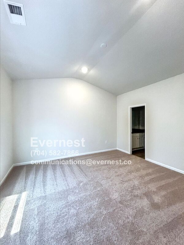 Building Photo - 221 Aniston Ln