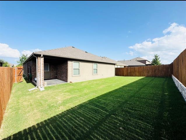 Building Photo - 2112 Shady Glen Trail