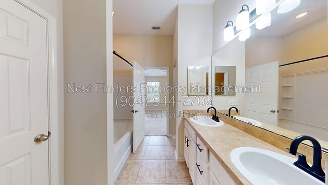 Building Photo - 13321 Ocean Mist Dr