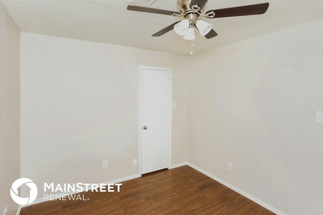 Building Photo - 501 Brazos St