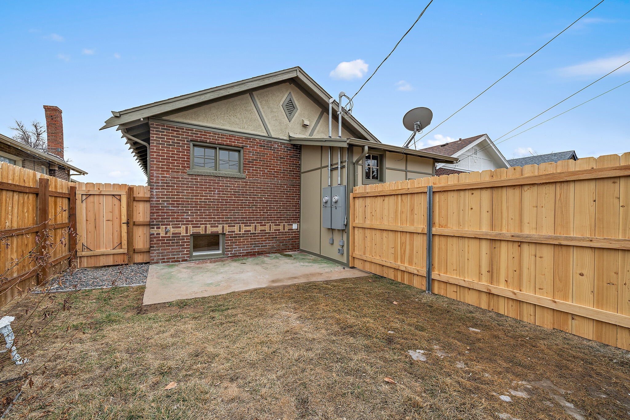 Backyard Patio - 4451 N Clay St