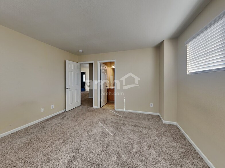 Building Photo - 13051 Uinta St