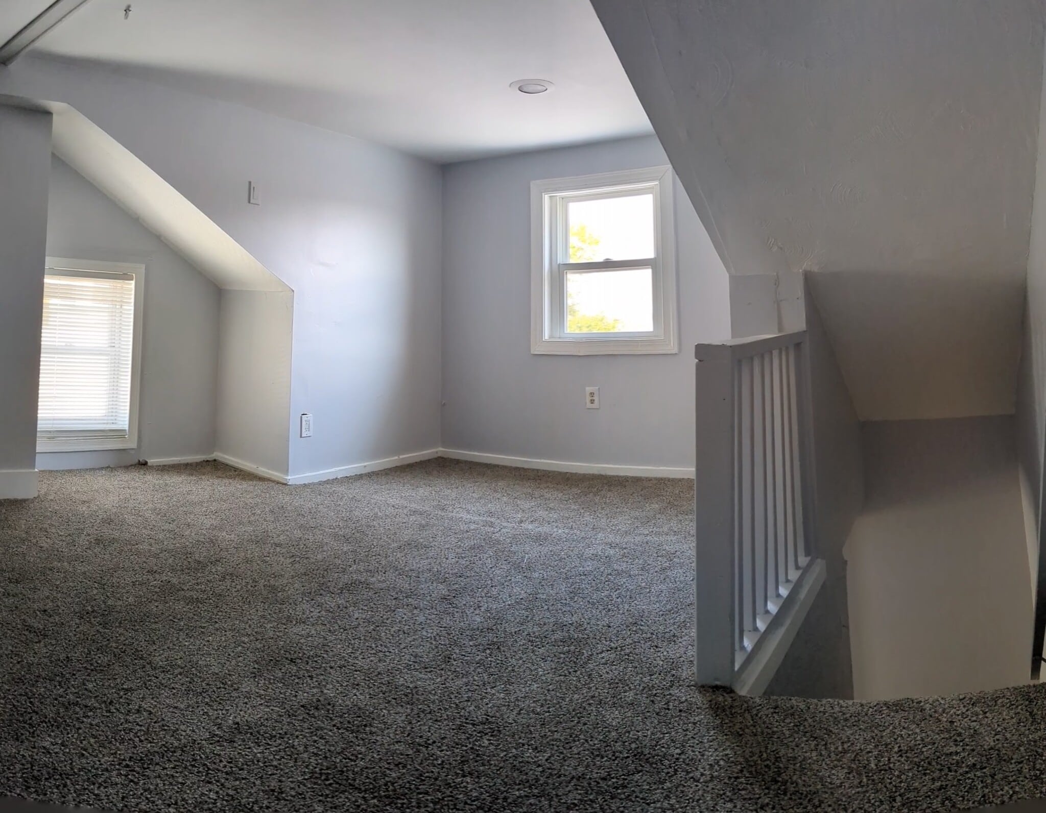 Third floor bedroom - 520 E Miner St