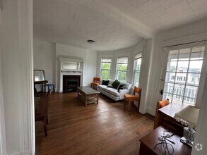 Building Photo - Entire Second Floor