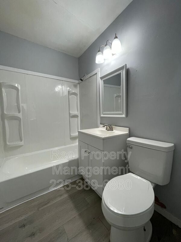 Building Photo - 6822 Merrydale Ave