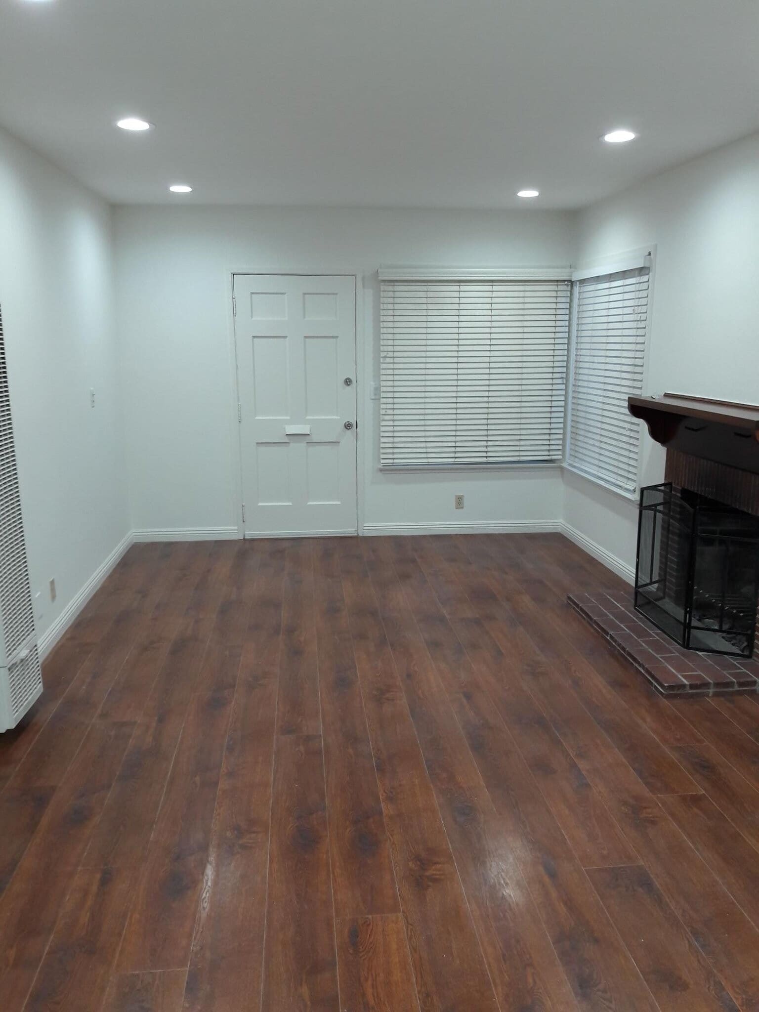 Building Photo - 512 N Lucia Ave