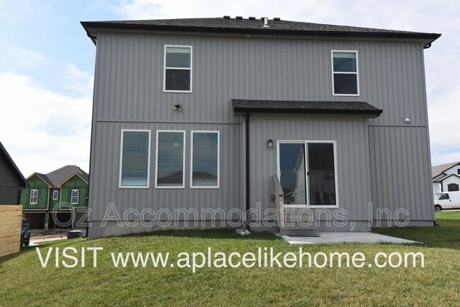 Building Photo - 4008 NW 95th Terrace