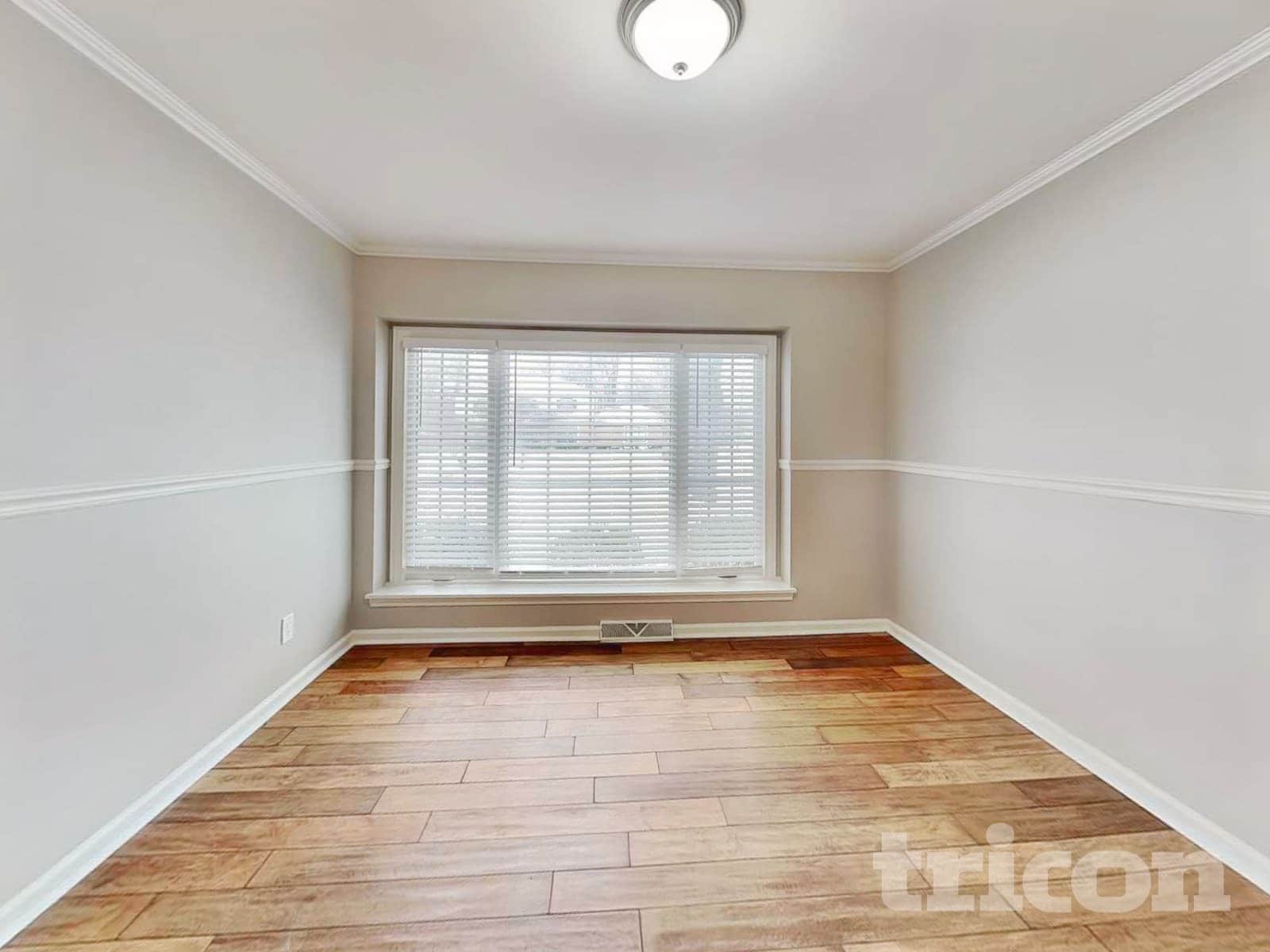 Building Photo - 7035 Montroff Cir