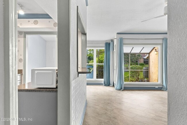 Building Photo - 788 Sandpiper Ln