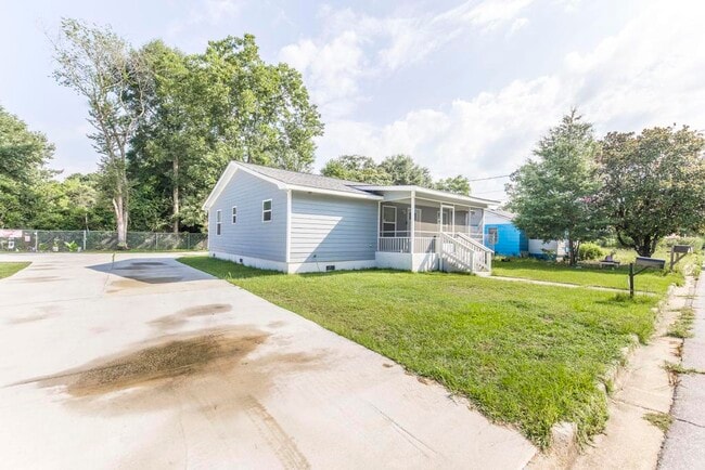 Primary Photo - 212 Ross St