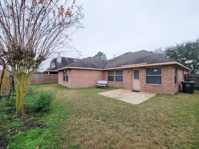 Building Photo - Stunning 3-Bedroom Dream Home in a Quiet Cul-de-Sac!