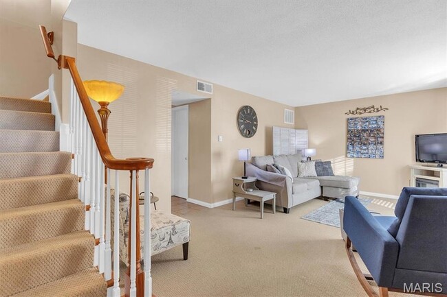 Building Photo - 1656 Herault Pl