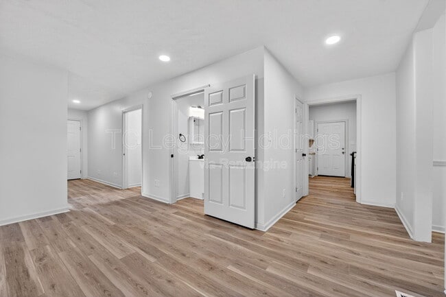 Building Photo - 127 Haymond Hwy