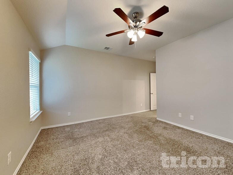 Building Photo - 3334 Everly Dr