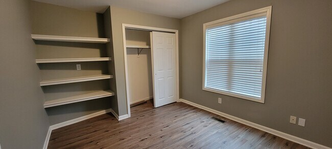 Building Photo - 3100 Beargrass Run Ct