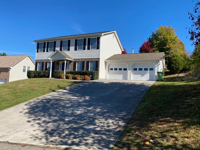 Primary Photo - 8206 Gamblers Choice Trl