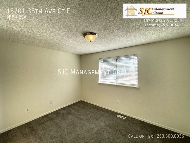 Building Photo - 15701 38th Ave Ct E