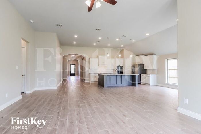 Building Photo - 3306 Skylark Valley Trace
