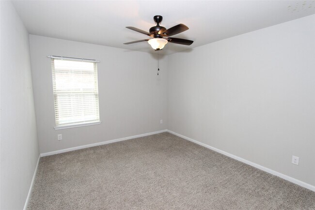 Building Photo - 1303 Keaton Ct