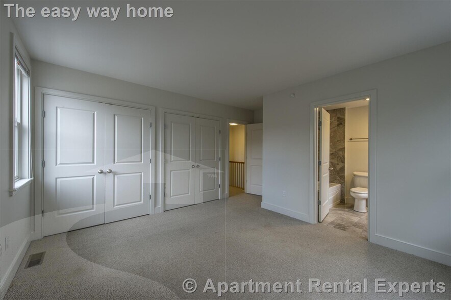 Building Photo - 110 Second St Unit #101