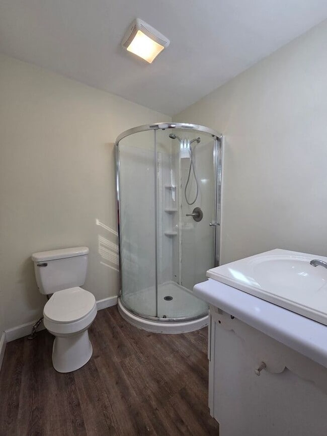 Building Photo - Beautiful Brick - Ranch Style Home!