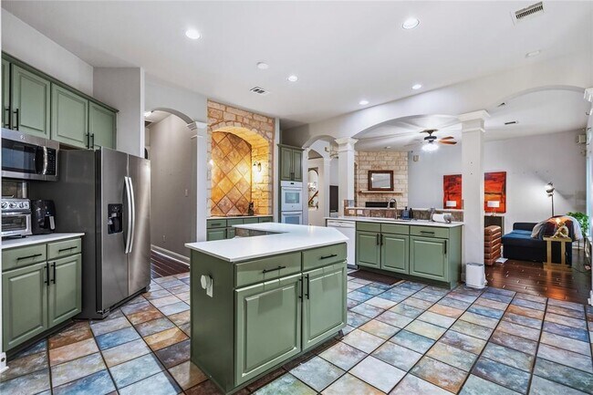 Building Photo - 12113 Portobella Dr