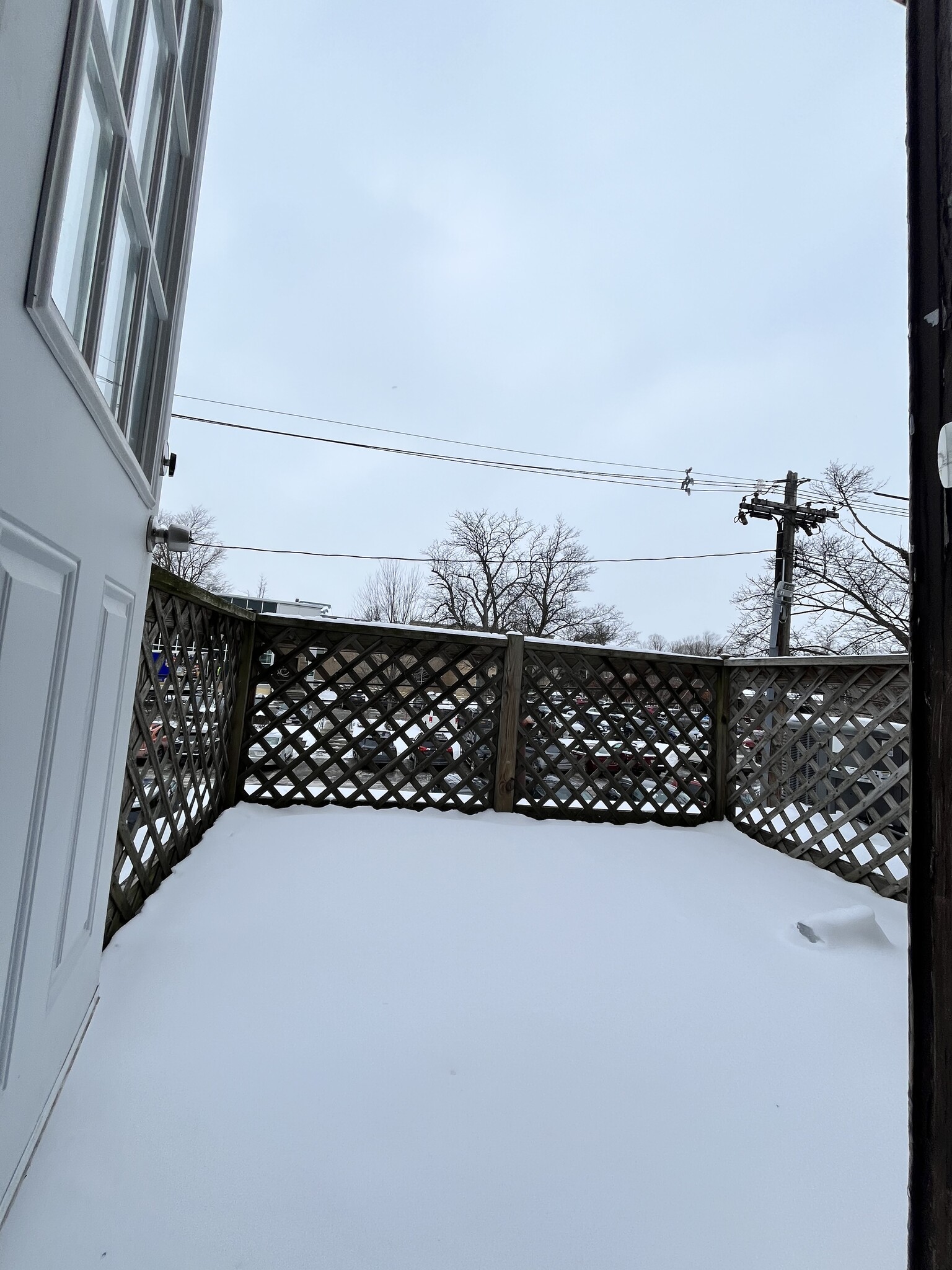 Building Photo - 104 Linwood Ave