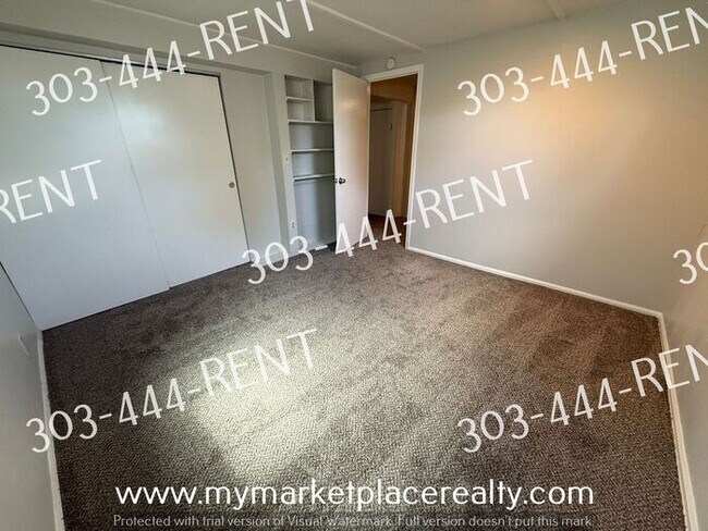 Building Photo - Charming Lakewood Home - 4 Bedrooms & 2 Bathrooms