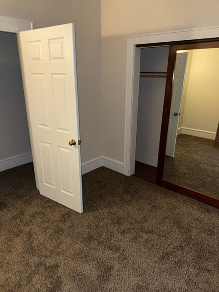 Building Photo - 614 Exeter Ave