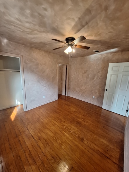 Building Photo - 738 Arabella St