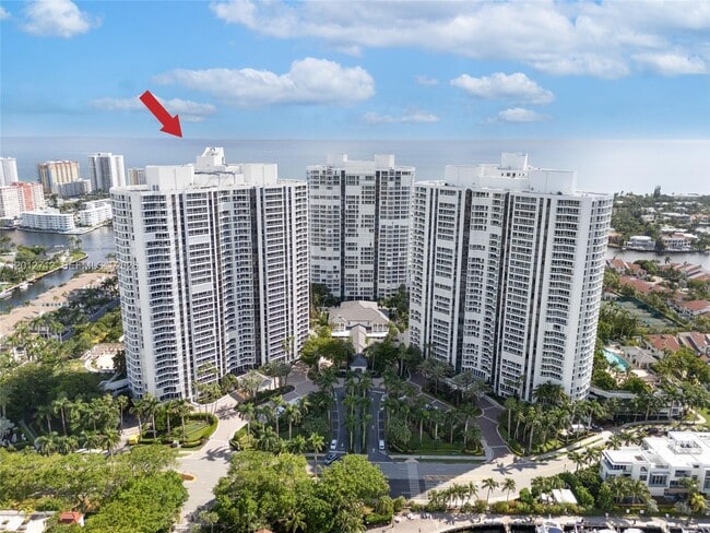 Building Photo - 21205 Yacht Club Dr