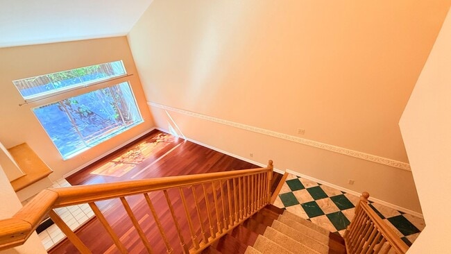 Building Photo - Charming and Move-in Ready 3BD/2.5BA, Two-Story Townhouse in Miravilla at Gale Ranch, San Ramon- ...