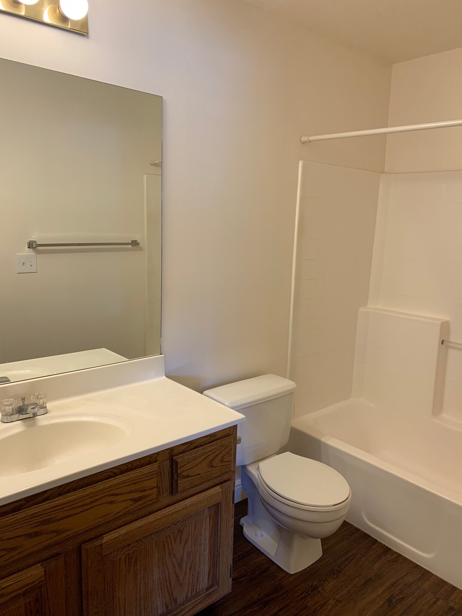 Building Photo - 203 N 450 W