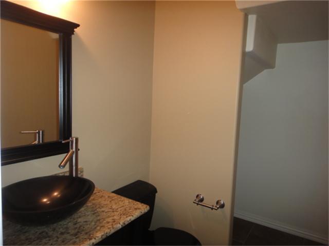 Building Photo - 25254 Finchgrove Ln