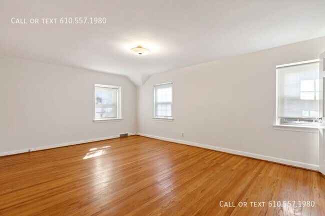 Building Photo - 544 Prescott Rd