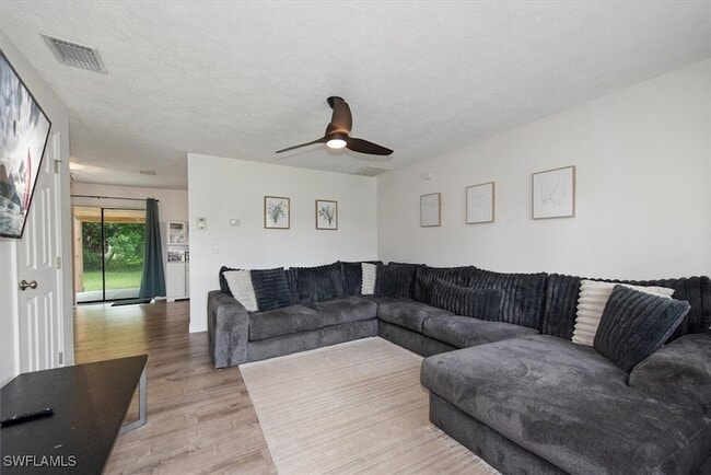 Building Photo - 18510 Flamingo Rd