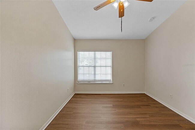 Building Photo - 4360 S Kirkman Rd